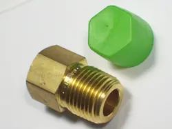 1 - CAJON SWAGELOK BRASS REDUCING BUSHING, 3/8