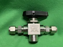 VALVE PEEK 3/8”