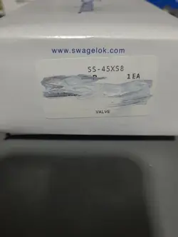 SWAGELOK SS-45XS8 NEW