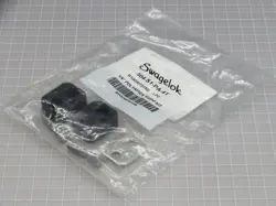LOT OF 5 SWAGELOK 304-S1-PA-4T BOLTED PLASTIC CLAMP TUBE SUPPORT KIT T204317