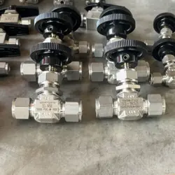 NEW SWAGELOK  SS-1VS8  *4 UNITS AVAILABLE* VOLUME PRICING APPLIED, 20% OFF 4
