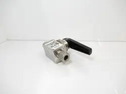 QUARTER-TURN PLUG VALVES