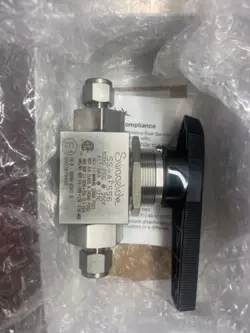 SWAGELOK SS-AFSS6 VALVE BALL VALVE 3/8” 6000PSIG @250F 413BAR SSAFSS6
