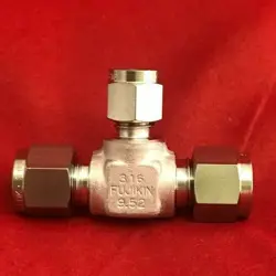 SWAGELOK SS-600-3-6-4 REDUCING UNION TEE, 3/8