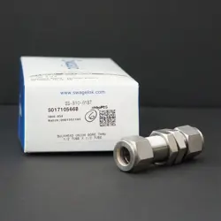 SWAGELOK SS-810-61BT BORED-THROUGH BULKHEAD UNION FITTING 1/2