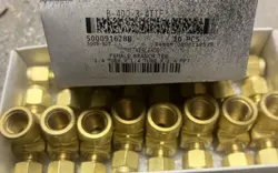 SWAGELOK B-400-3-4TTF BRASS FEMALE BRANCH TEE TUBE FITTINGS NEW SURPLUS (10/BOX)