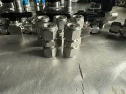 SWAGELOK SS UNION