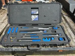 SWAGELOK TUBING BENDER SET W/PELICAN CASE FOR STORAGE