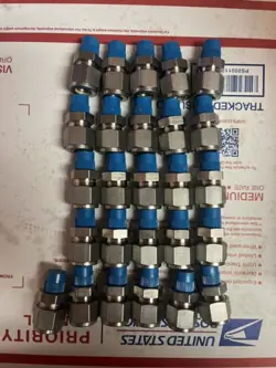 BRAND NEW SWAGELOK 1/2” MALE CONNECTORS LOT OF 26 SS-810-1-4