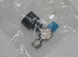 SWAGELOK SS-14DKM4-S4 INTEGRAL BONNET NON-ROTATING STEM VALVE 1/4