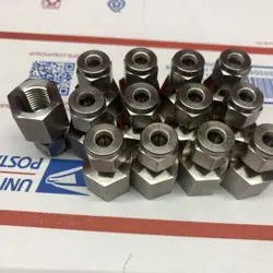 NEW SWAGELOK SS-400-7-4  ,1/4
