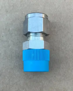 BORE THRU FITTING