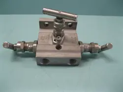 MANIFOLD A7