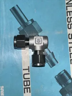 S-JOINT STAINLESS STEEL UNION ELBOW 3/8