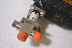 ACTUATOR WITH SWAGELOK