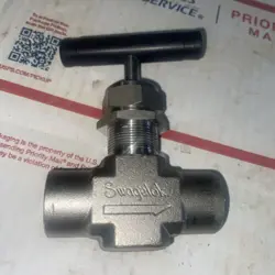 SWAGELOK SS-18RF8 STAINLESS STEEL BALL VALVE
