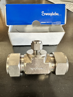 SWAGELOK SS-1610-3-16-6 STAINLESS STEEL REDUCING UNION TEE
