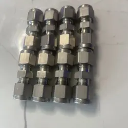 LOT-8PC SWAGELOK STAINLESS STEEL UNION FITTING, 1/4