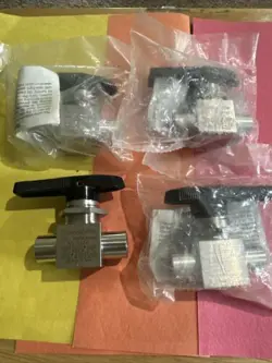 VALVES SS-44F4 QTY