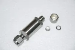 SWAGELOK SS-4F-7 STAINLESS STEEL IN-LINE PARTICULATE FILTER 7 MICRON 1/4