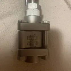 NEW SWAGELOK SS-63TF8 BALL VALVE 2200-PSI 3/4