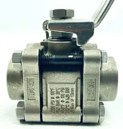 NEW SWAGELOK SS-63TF8
