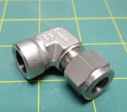 STAINLESS STEEL PIPE FITTING STREET ELBOW 1/2