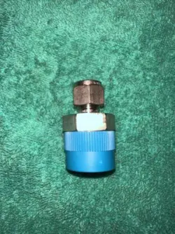 SWAGELOK MALE CONNECTOR 3/8 IN. TUBE OD X 3/4 IN. MALE NPT (SS-600-1-12)
