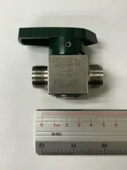 SWAGELOK SS-8P6T STAINLESS 1/2