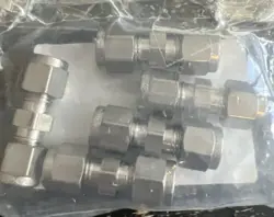 5- SWAGELOK SS-400-6 UNION FITTING, 1/4