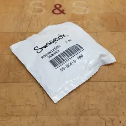 SWAGELOK SS-QC4-D-400 SS INSTRUMENTATION QUICK CONNECT STEM W/ VALVE 0.2CV 1/4