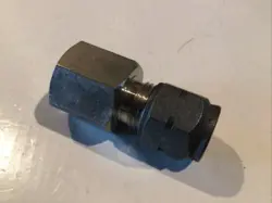 SWAGELOK CAJON 3/8”FNPT X 3/8”COMPRESSION FITTING ADAPTERNNB 316 STAINLESS (1PC)