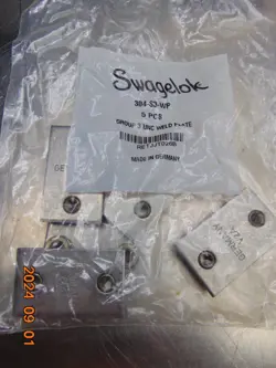 SWAGELOK 304-S3-WP GROUP 3 STAINLESS STEEL FRACTIONAL WELD PLATE 2