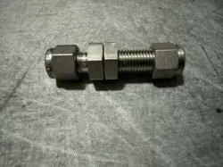 LOT OF 19 SWAGELOK  1/4