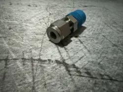 LOT OF 19 SWAGELOK SS-400-1-4 SS TUBE FITTING, MALE CONNECTOR, 1/4
