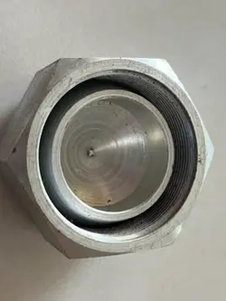 TUBE PORT