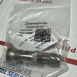 NEW SWAGELOK SS-QC4-B1-400   1/4