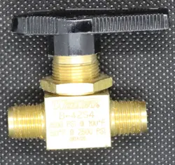 SWAGELOK WHITEY B-42S4 BRASS 40 SERIES BALL VALVE 1.4 CV 1/4