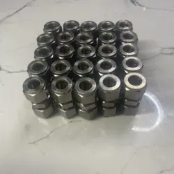 LOT-25PC SWAGELOK SS-810-6 STAINLESS STEEL COMPRESSION TUBE UNION 1/2” O.D