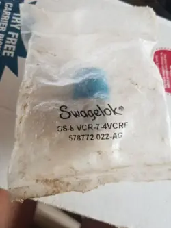 SWAGELOK SS-8-VCR-7-4VCRF FACE SEAL FITTING 316 SS