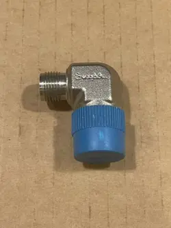 SWAGELOK SS 1/2” MNPT X 3/8” TUBE 90 DEGREE ELBOW