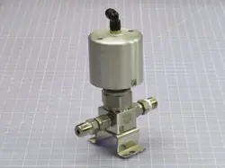 SWAGELOK SS-HBS4-C BELLOWS-SEALED VALVE T249637