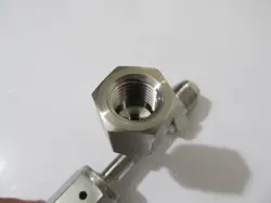 MALE VCR 1/4
