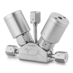 SWAGELOK 316L UHP DIAPHRAGM SEALED 2-VALVE 3-PORT MONOBLOCK - 6LVV-P1VV222P-AA