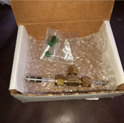 TRACE GAS SAMPLING KIT 8100-664. SWAGELOK T-FITTING 9881-181.