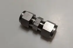 SWAGELOK STAINLESS STEEL FITTING, 3/8