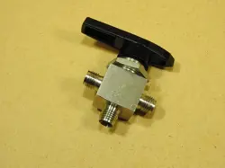 SWAGELOK SS-43XS4 STAINLESS STEEL BALL VALVE, 1/4