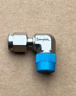 SWAGELOK 1/8