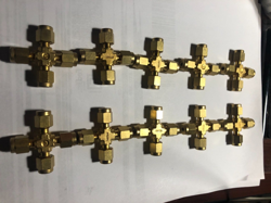 SWAGELOK B-200-4, BRASS TUBE FITTING, UNION CROSS, 1/8 IN.  LOT OF 10PCS
