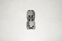 SWAGELOK TUBE FITTING, UNION, 1/2 IN. TUBE OD (SS-810-6)